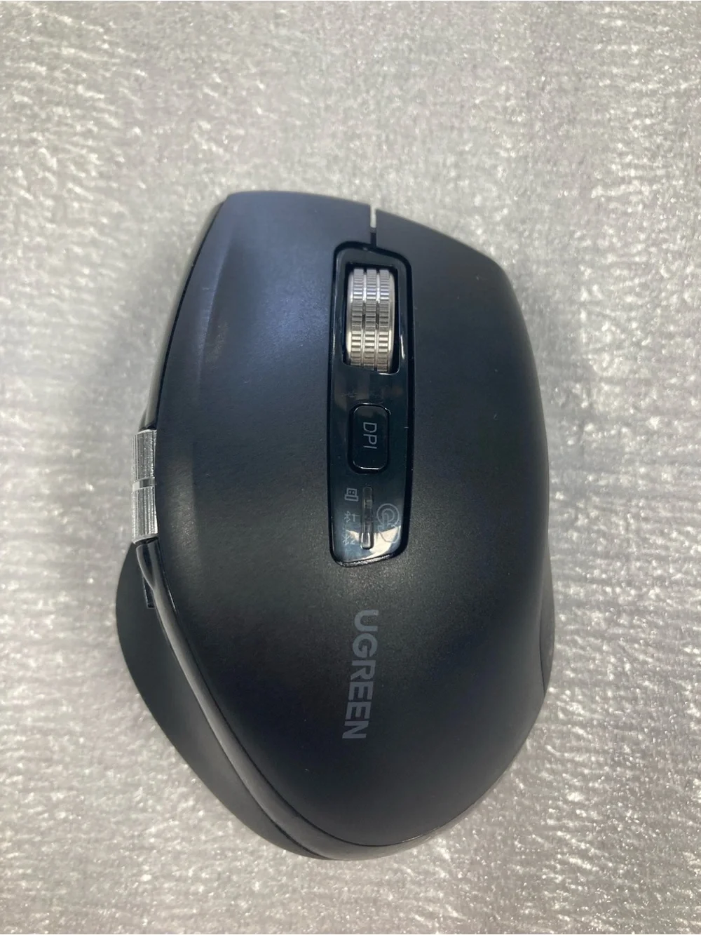 Black Wireless Ergonomic Mouse with Metal Scroll Wheel